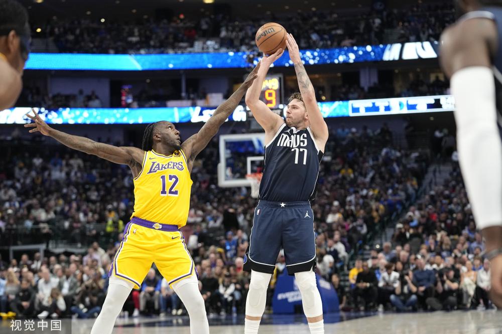 瓦拉内与马 瓦拉内与马