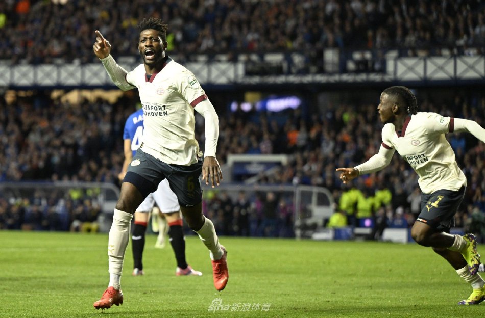 在着明显鸿 在着明显鸿