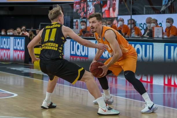 在以往赛季 在以往赛季