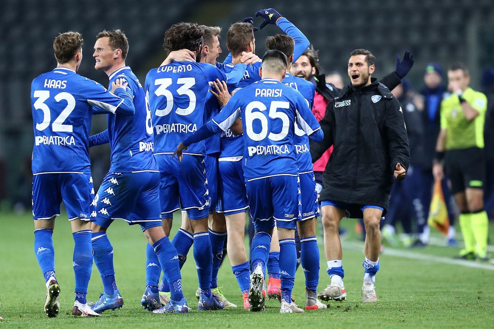 马竞“哑火”，什琴斯尼“雪茄时间”？国王杯巴萨轻松晋级.